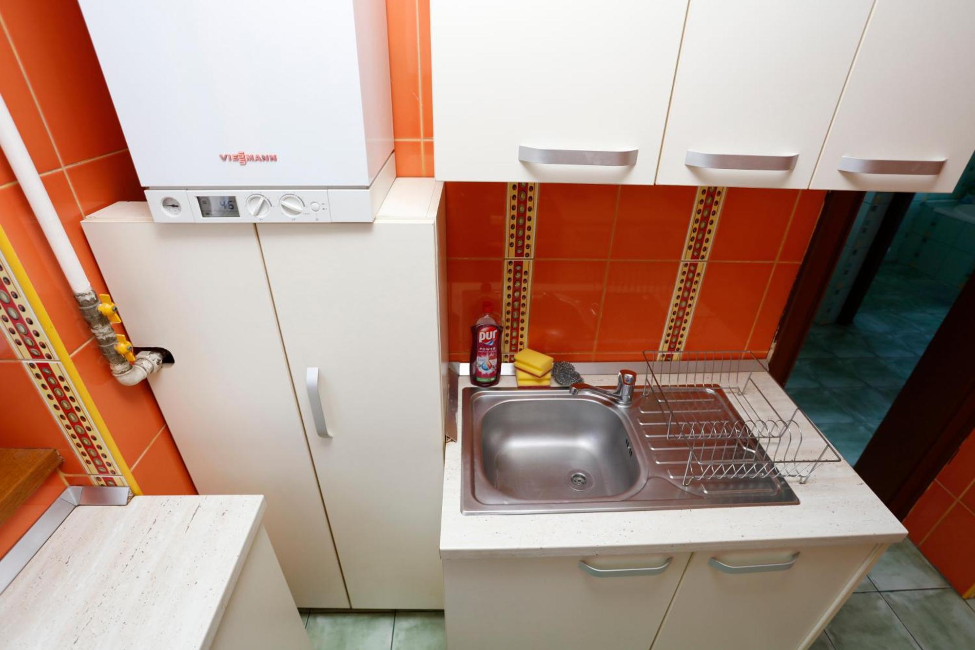 Peaceful Getaway - Generous 3-Bedroom Sanctuary - Close To Historic Old Town Bucarest Esterno foto